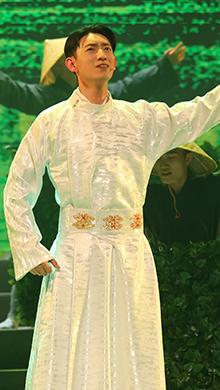 楊慶兵：洗凈塵埃是芳華，百味人生茶道間