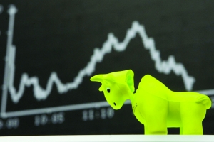 A股打響保衛(wèi)戰(zhàn)