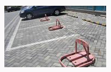 濟南一小區(qū)綠地改車位 業(yè)主質疑“假簽名”