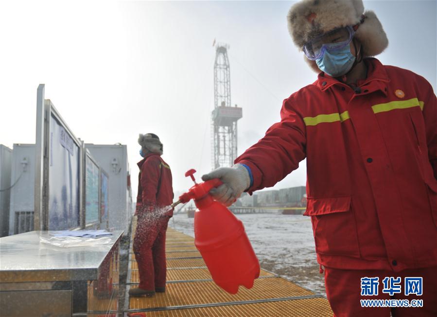 （圖文互動(dòng)）（1）大慶油田：一手抓防疫，一手抓生產(chǎn)