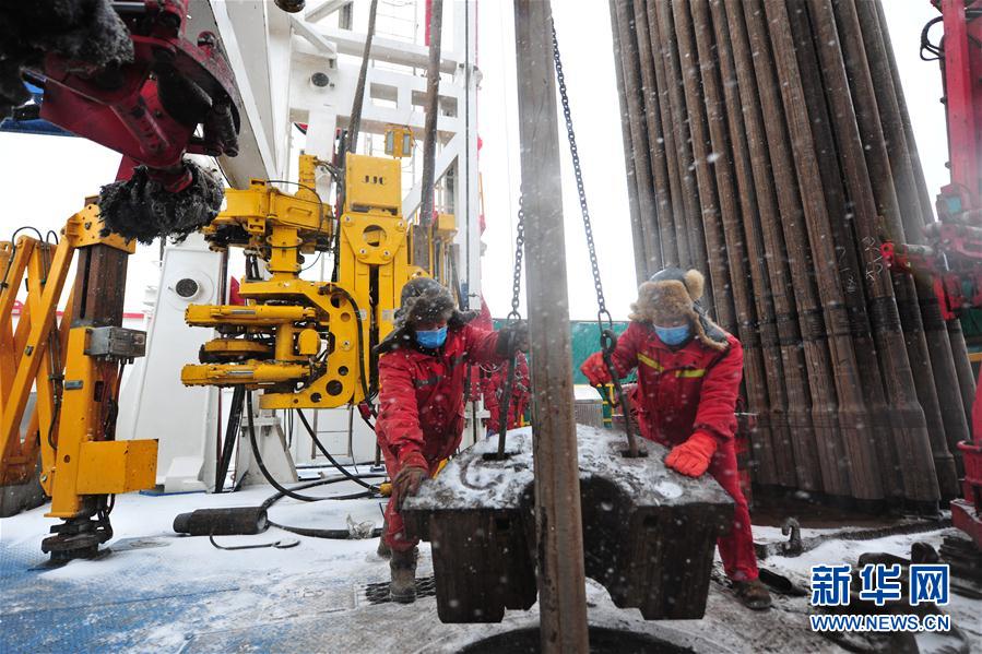 （圖文互動(dòng)）（2）大慶油田：一手抓防疫，一手抓生產(chǎn)