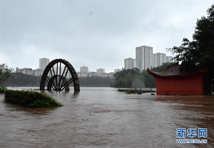 （圖文互動）（2）重慶6個(gè)區(qū)縣降暴雨 榮昌瀨溪河出現(xiàn)超保證水位洪水