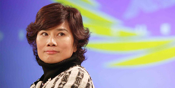 格力集團(tuán)董事長董明珠&mdash;&mdash;始終堅持走專業(yè)化的發(fā)展道路，通過自主創(chuàng)新的核心科技，在制冷領(lǐng)域不斷謀求縱深發(fā)展；始終堅持為用戶提供節(jié)能、環(huán)保和舒適的產(chǎn)品，不斷改變?nèi)藗兊纳罘绞剑纳迫祟惖纳姝h(huán)境，創(chuàng)造真正的社會價值。