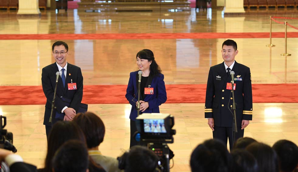 孟祥飛、李媛、曹先建接受采訪