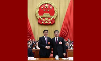 習(xí)近平當(dāng)選國(guó)家主席、中央軍委主席