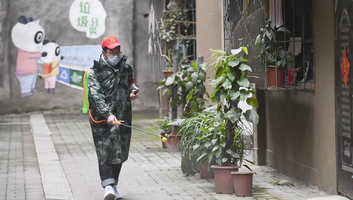 辛識(shí)平：致敬！按下&ldquo;快進(jìn)鍵&rdquo;的平凡英雄
