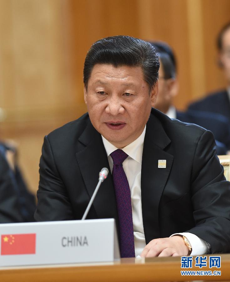 7月9日，金磚國家領(lǐng)導(dǎo)人第七次會(huì)晤在俄羅斯烏法舉行。中國國家主席習(xí)近平、俄羅斯總統(tǒng)普京、巴西總統(tǒng)羅塞夫、印度總理莫迪、南非總統(tǒng)祖馬出席。這是習(xí)近平發(fā)表題為《共建伙伴關(guān)系　共創(chuàng)美好未來》的主旨講話。新華社記者 饒愛民 攝 