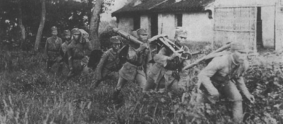 《浴血奮戰(zhàn)&mdash;&mdash;檔案里的中國(guó)抗戰(zhàn)》第二集：八一三淞滬會(huì)戰(zhàn)