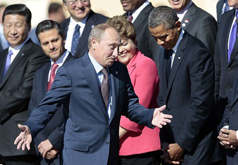 戰(zhàn)和大牌局中，普京如何暫贏美國？