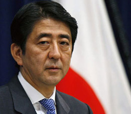 2013，安倍的&ldquo;狂人日記&rdquo;