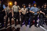 弗格森的警察為啥這么&ldquo;牛&rdquo;？